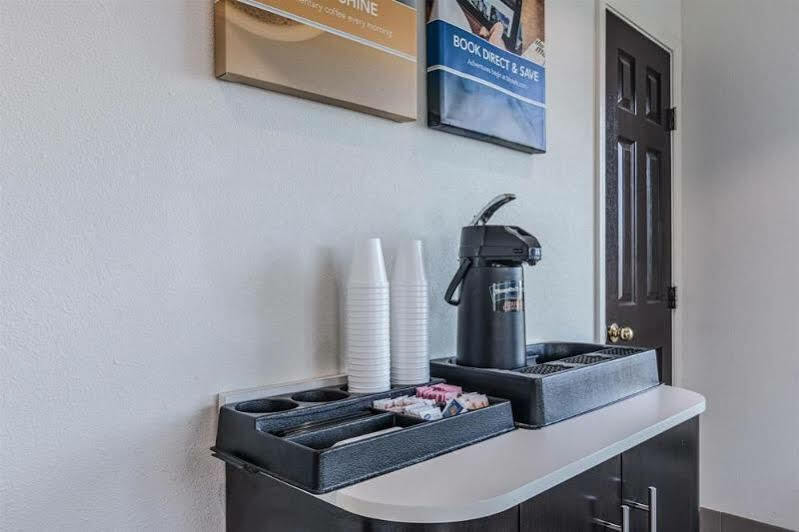 Oyo Hotel Texarkana North Heights Ar Hwy I-30 Zewnętrze zdjęcie